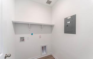 featured image of 11130 Hollinger Cir