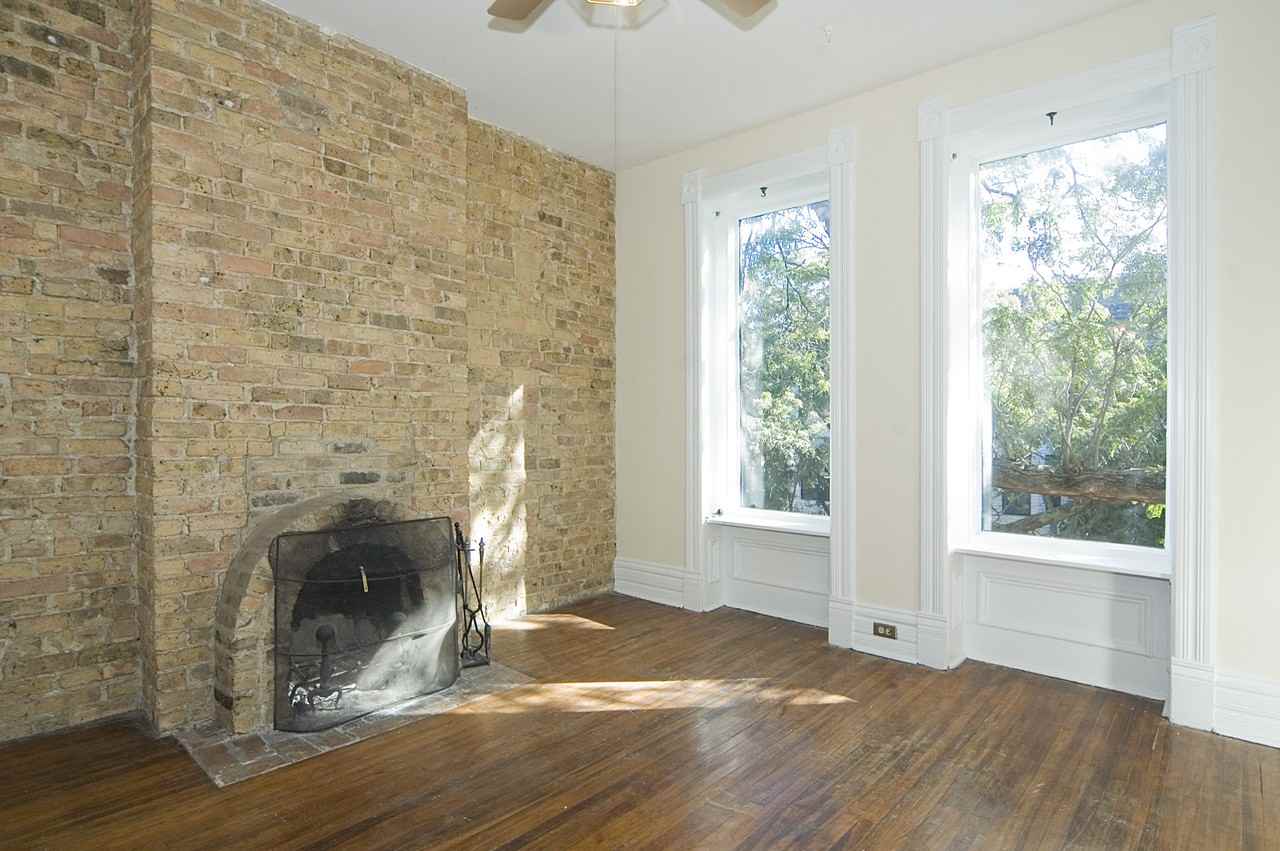 2252 N Fremont St #2 - Photo 3 of 15