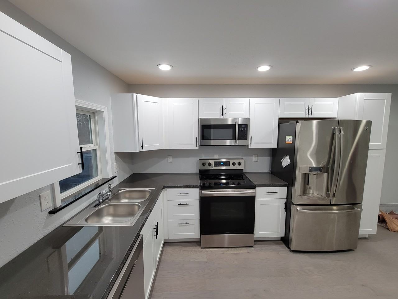 1537 N 8th St - Photo 3 of 12