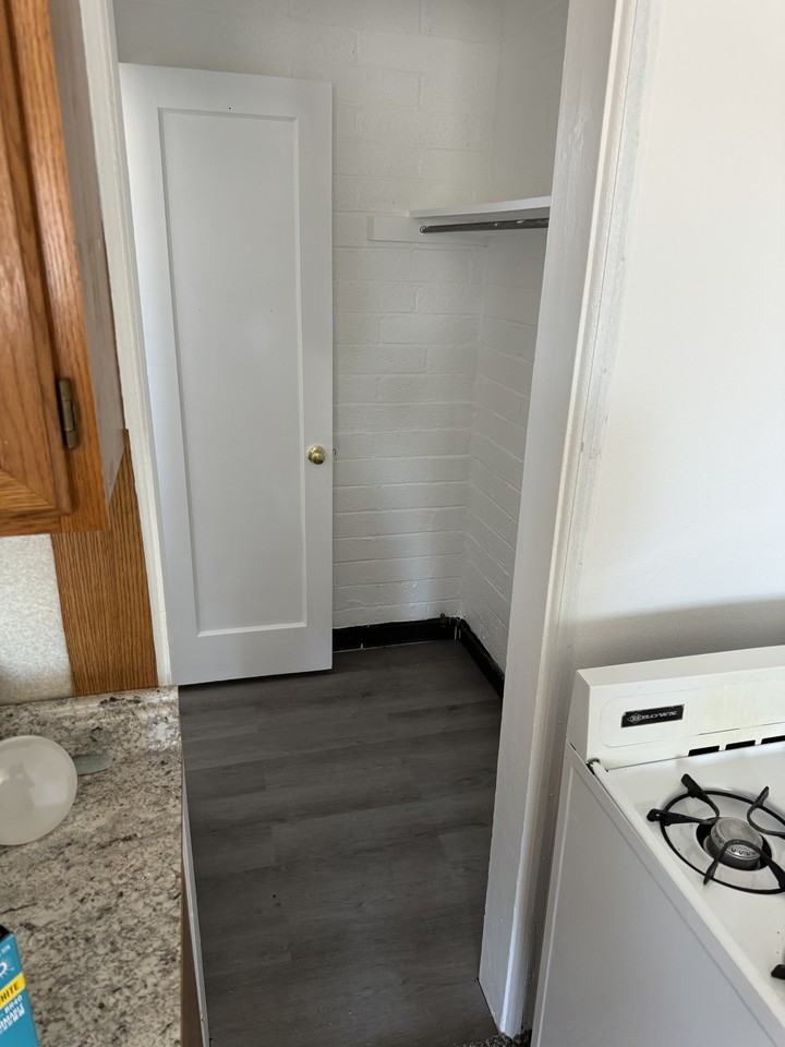 221 S Main Ave #9 - Photo 2 of 7