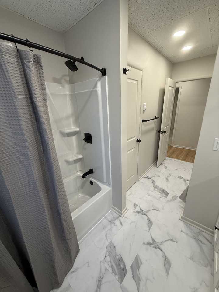 1601 Washington Ave #1 - Photo 4 of 16