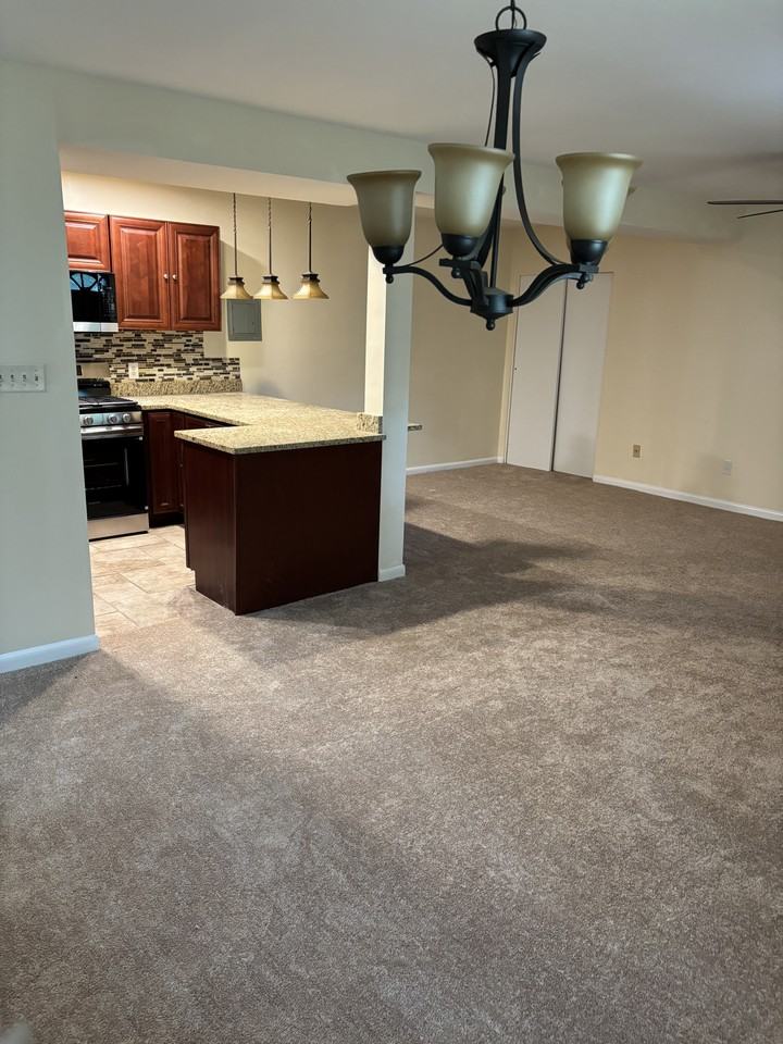 505 Epsom Rd #TA - Photo 7 of 8