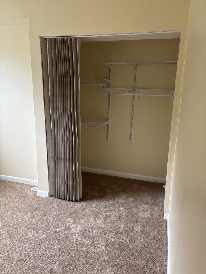 505 Epsom Rd #TA - Photo 5 of 8