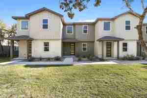 featured image of 18800 Hogan Cir #103