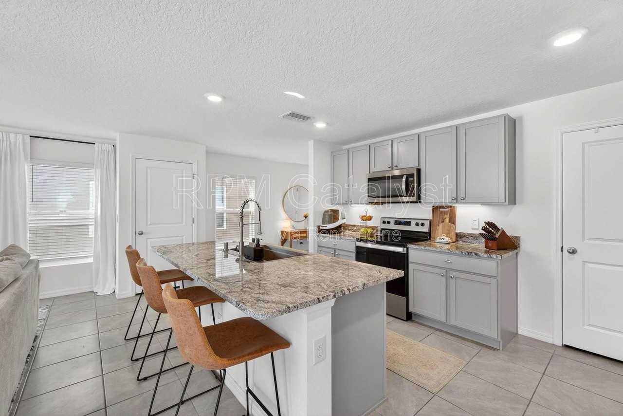 5141 Rocky Coast Pl - Photo 3 of 27
