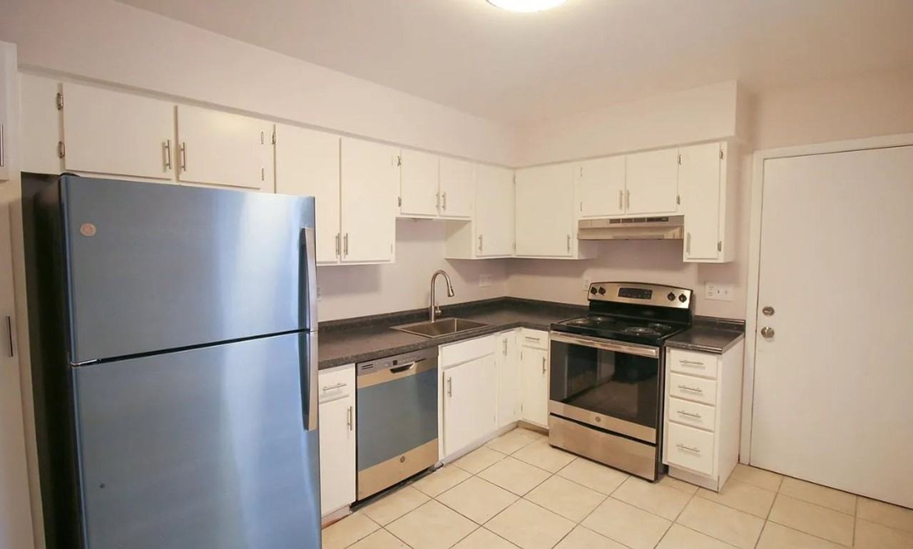 219 Debora Ct - Photo 6 of 7