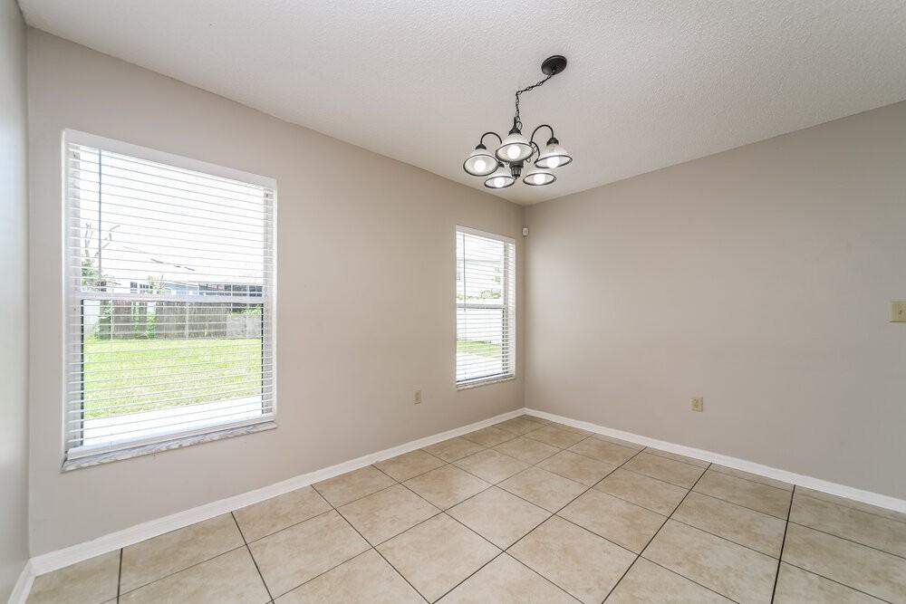 11904 Atlin Dr - Photo 6 of 17