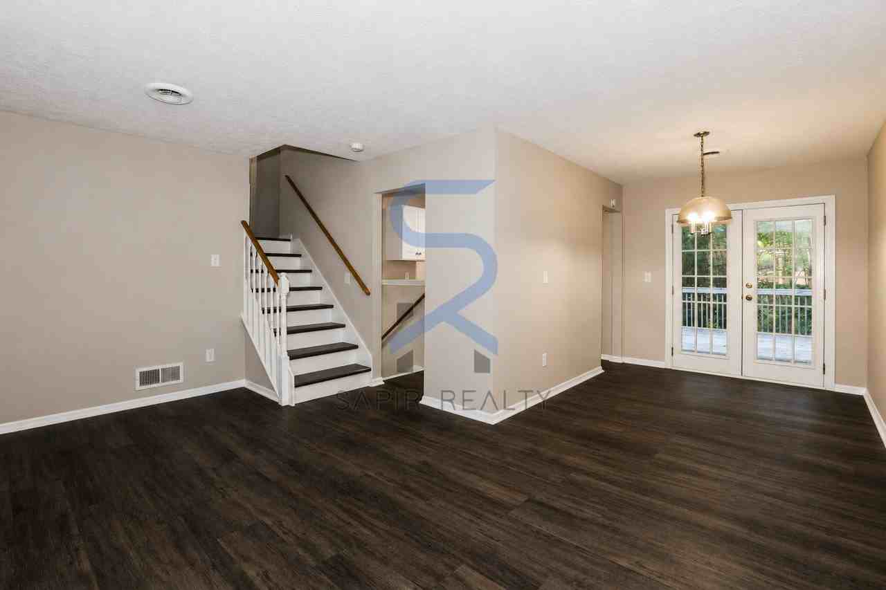 4515 Doral Dr Sw - Photo 2 of 18