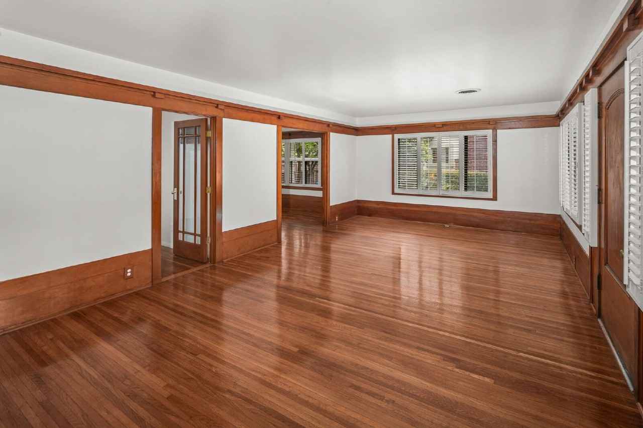 3925 Hawk St - Photo 7 of 50