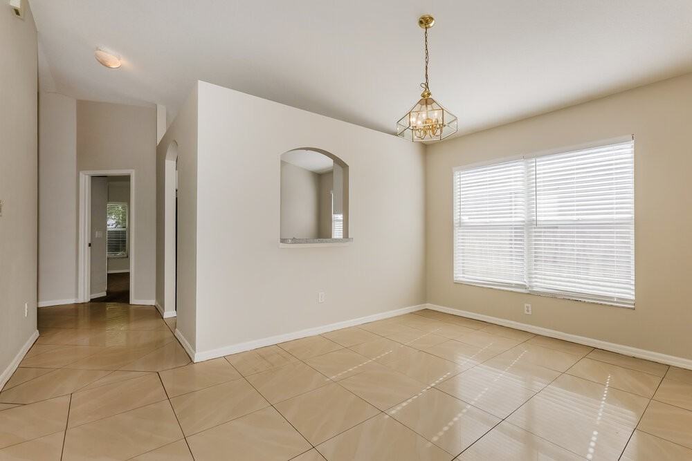 1022 Harvest Moon Dr - Photo 5 of 16