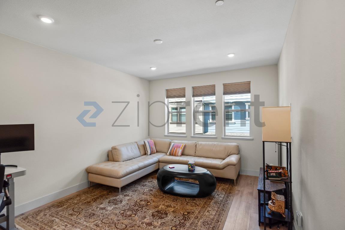 932 Noble Fir Ter #7 - Photo 6 of 25