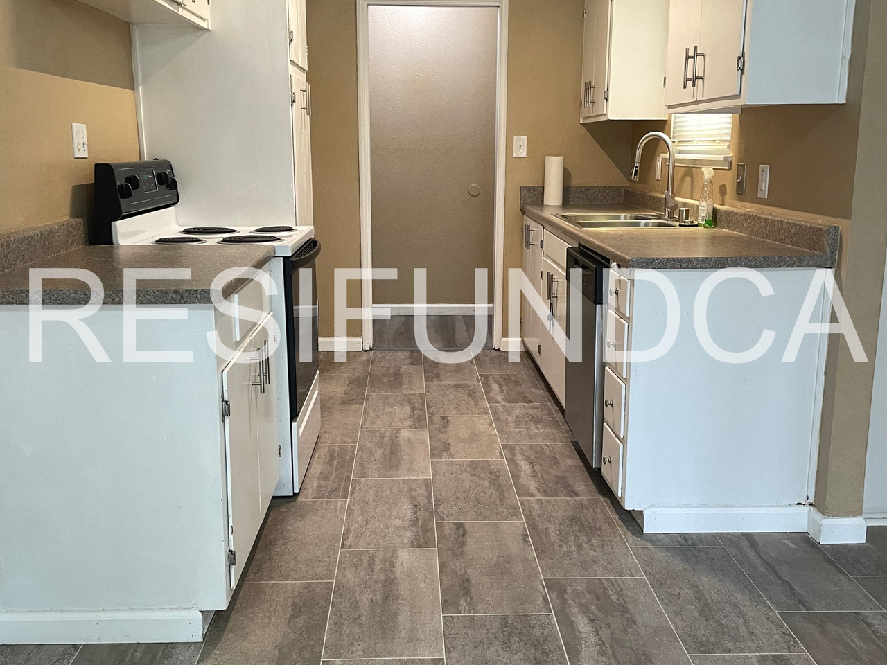 2910 Weston Way #NA - Photo 4 of 7