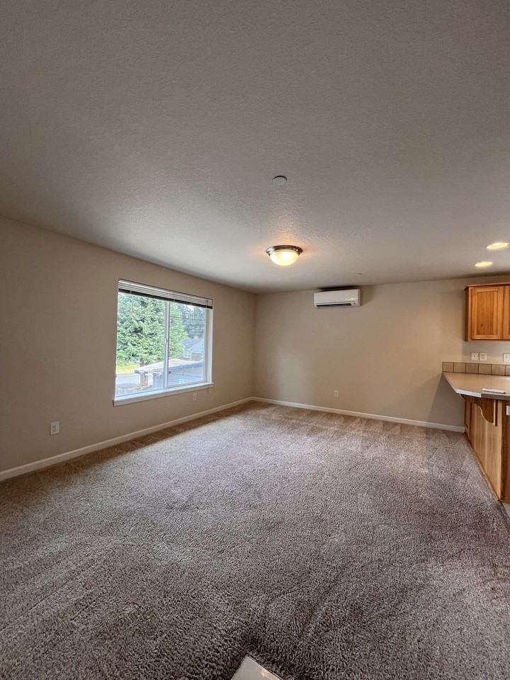 2012 Y St #2014 - Photo 2 of 11
