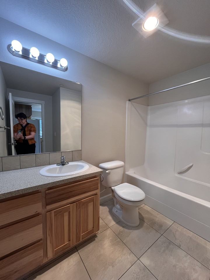 2012 Y St #2014 - Photo 5 of 11