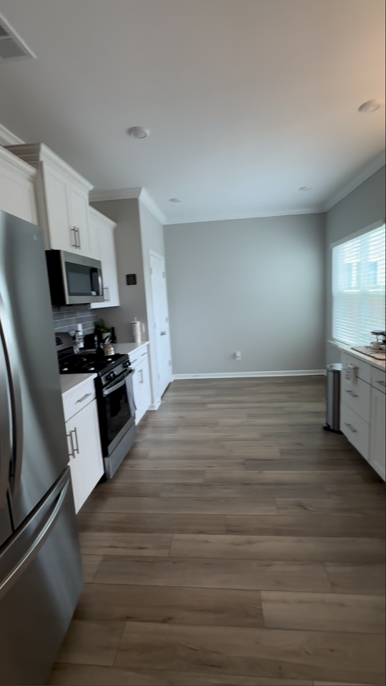 588 Ludlow Ln #NA - Photo 4 of 8