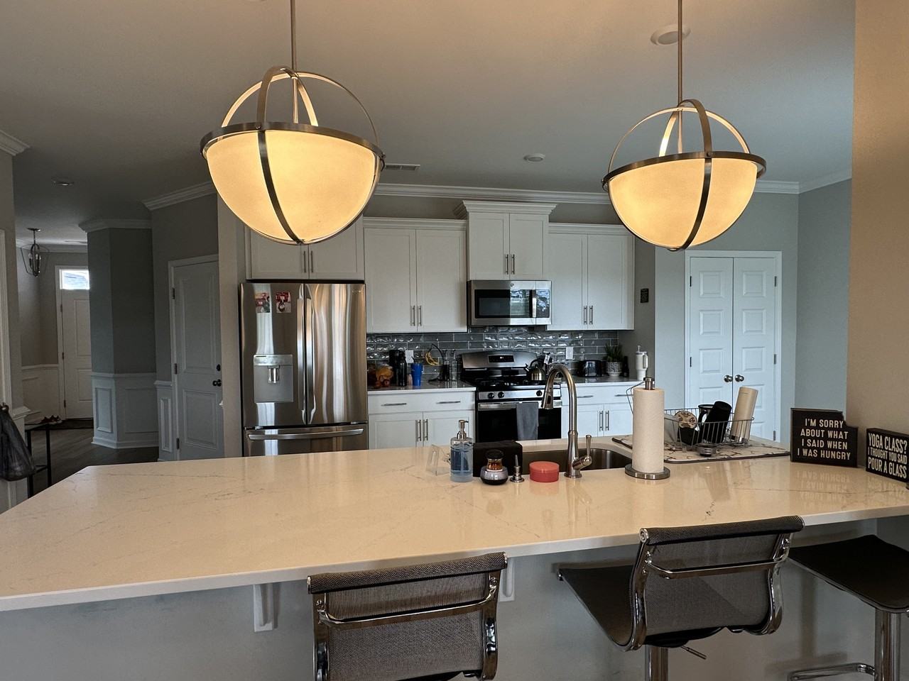 588 Ludlow Ln #NA - Photo 5 of 8
