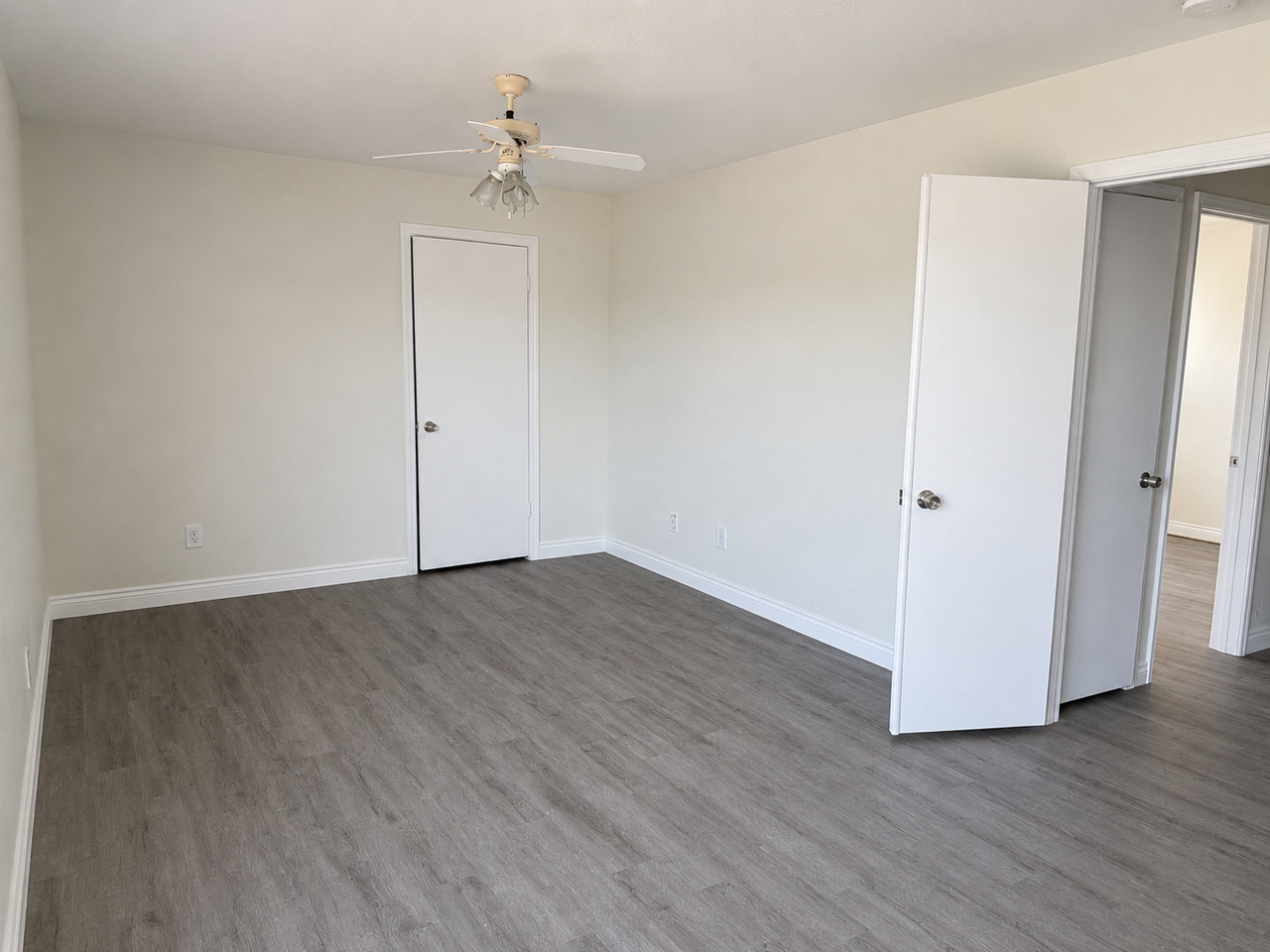 803 Vespucci Ln - Photo 7 of 10