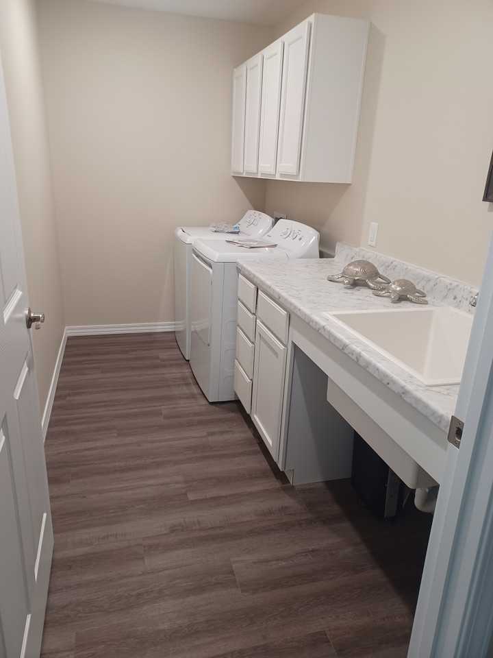 1902 Ontario Ct - Photo 6 of 9