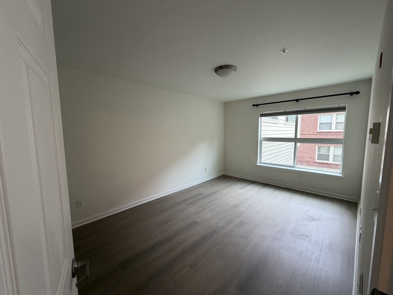 621 5th Ave N #103 - Photo 4 of 7