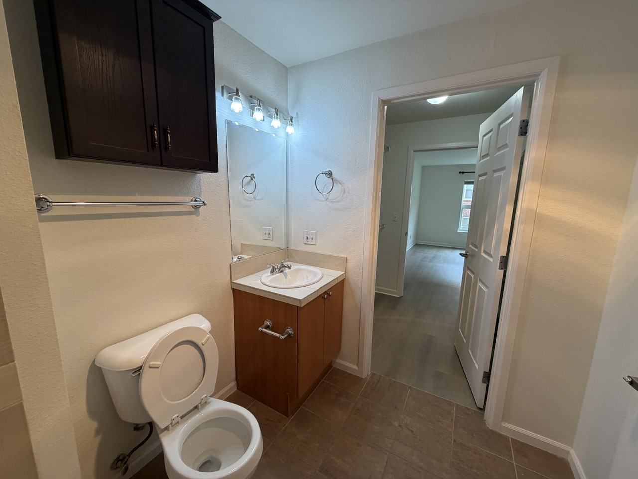 621 5th Ave N #103 - Photo 6 of 7