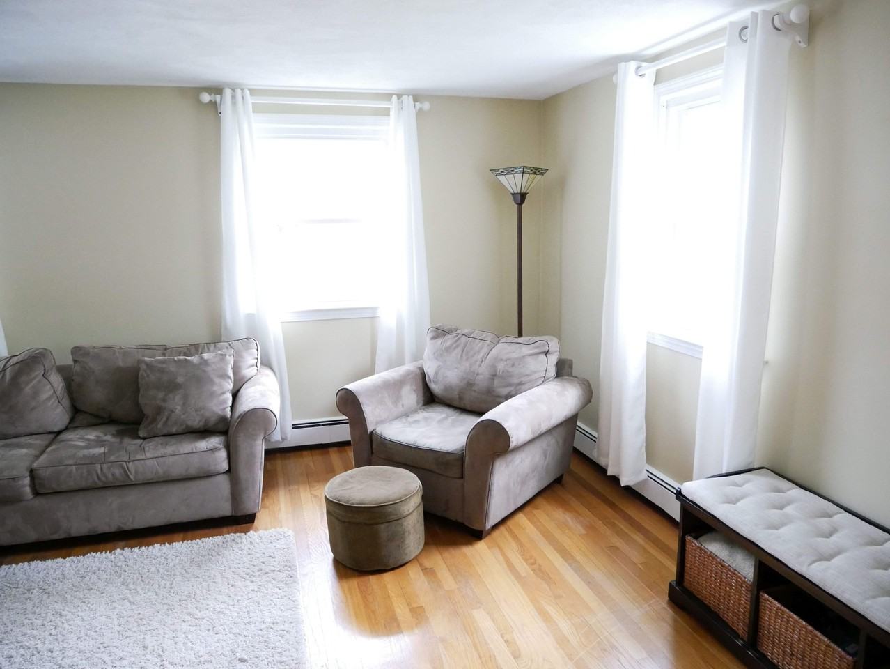 182 School St #A - Photo 3 of 18