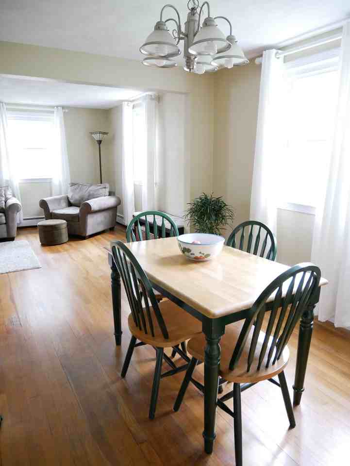 182 School St #A - Photo 4 of 18