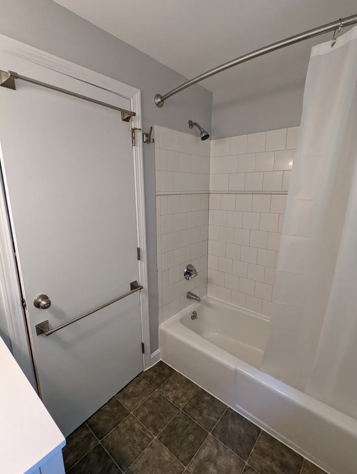 182 School St #A - Photo 5 of 18
