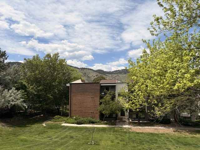 451 Golden Cir #NA - Photo 2 of 13