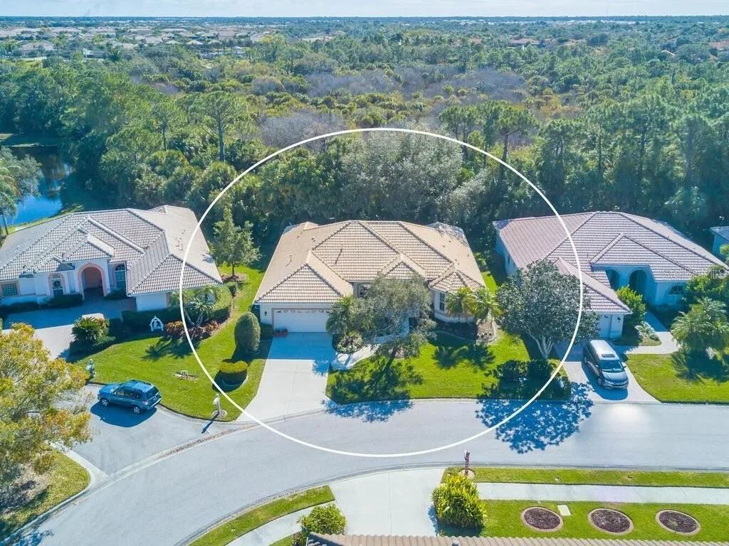 5217 Far Oak Cir #NA - Photo 2 of 33