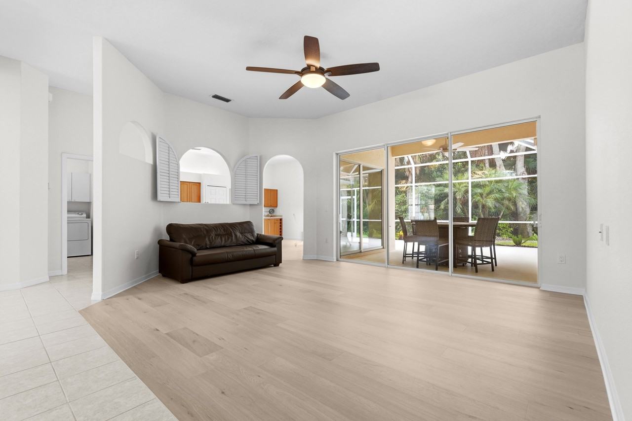 5217 Far Oak Cir #NA - Photo 4 of 33