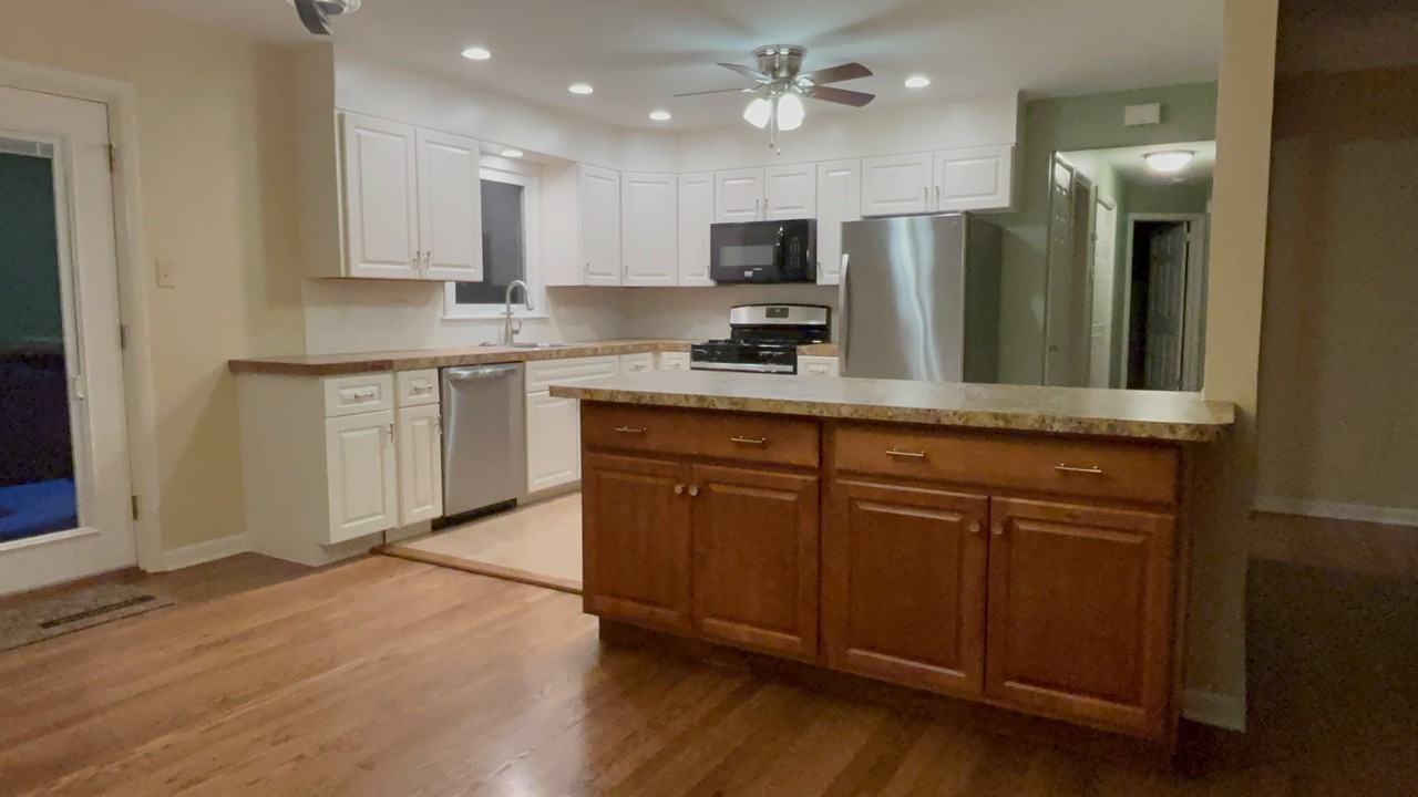 18 Birchwood Rd #NA - Photo 4 of 24