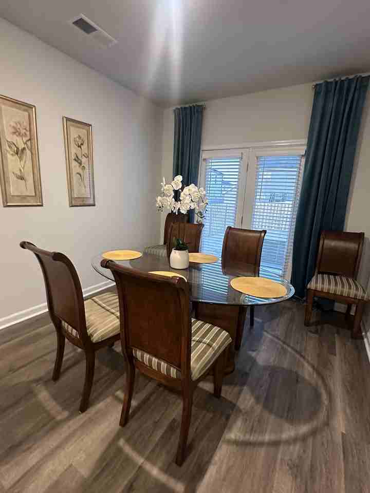 490 Whitby Ct #NA - Photo 3 of 23
