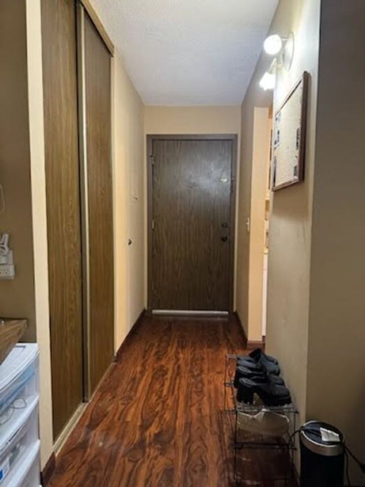 930 Westbrooke Way #2 - Photo 2 of 10