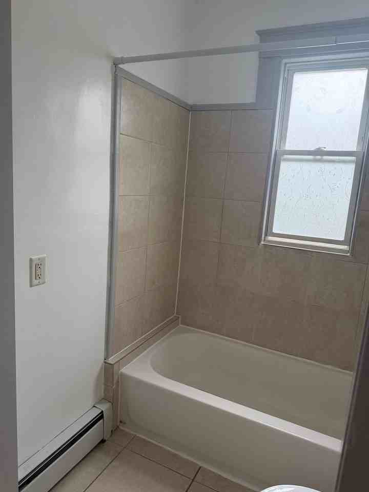 139 Lawlor St #1FL - Photo 3 of 5