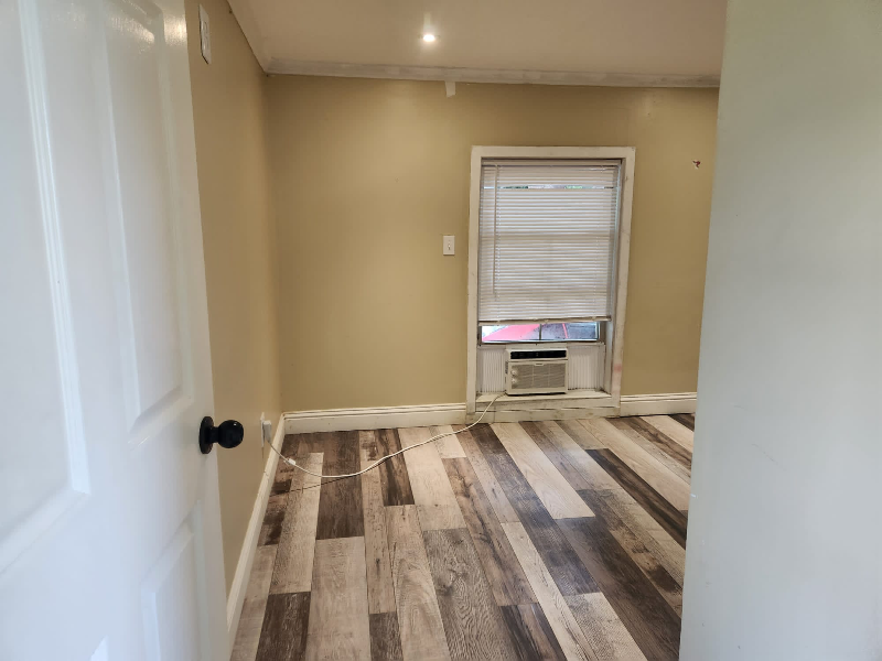 1579 Duchamp Rd - Photo 5 of 16