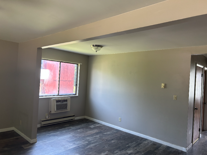 616 S Main St #D1 - Photo 7 of 14
