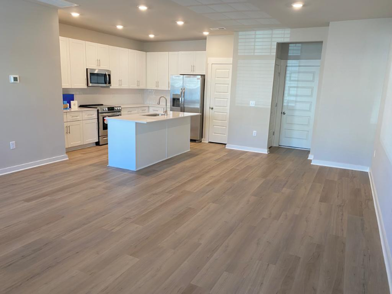 4521 Sardius Dr - Photo 4 of 45