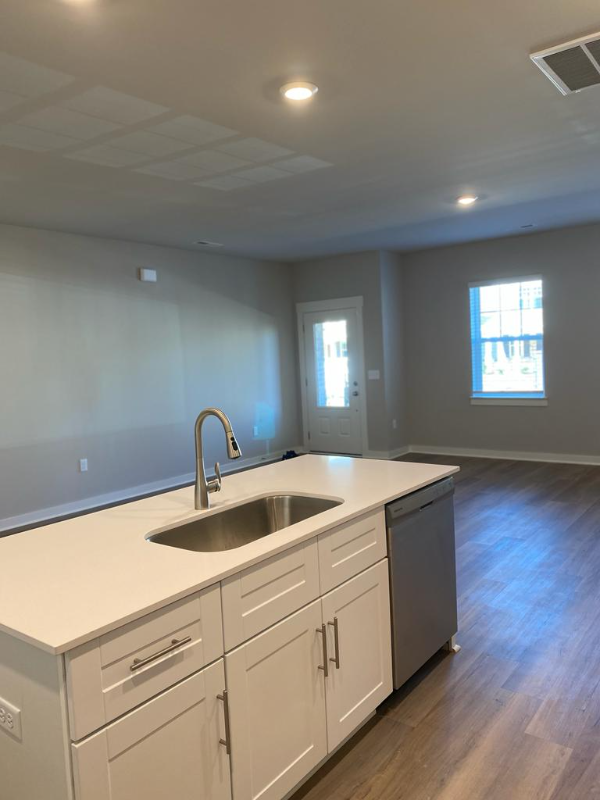 4521 Sardius Dr - Photo 7 of 45