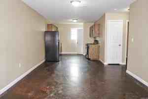 featured image of 407 E Allen Ave #2
