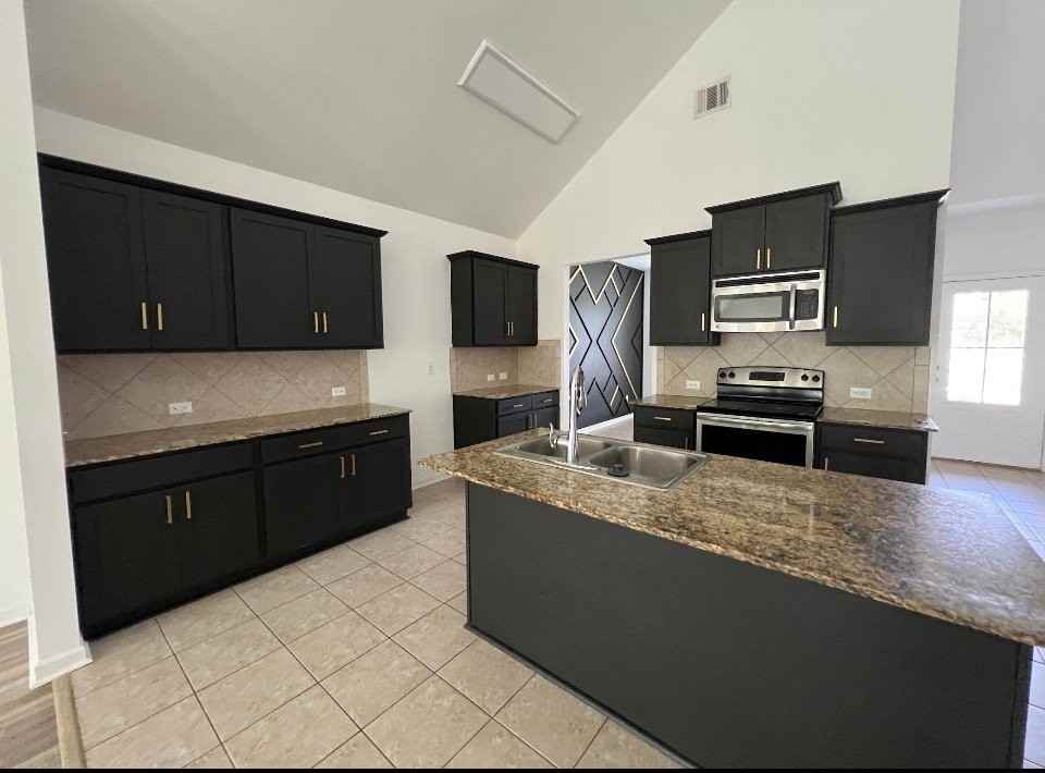 10575 Dodger Dr - Photo 5 of 14