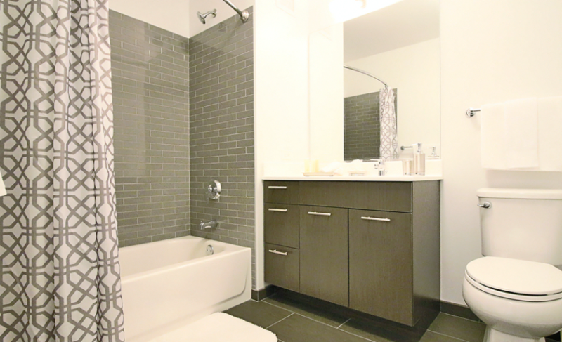 65 W Erie St - Photo 5 of 13