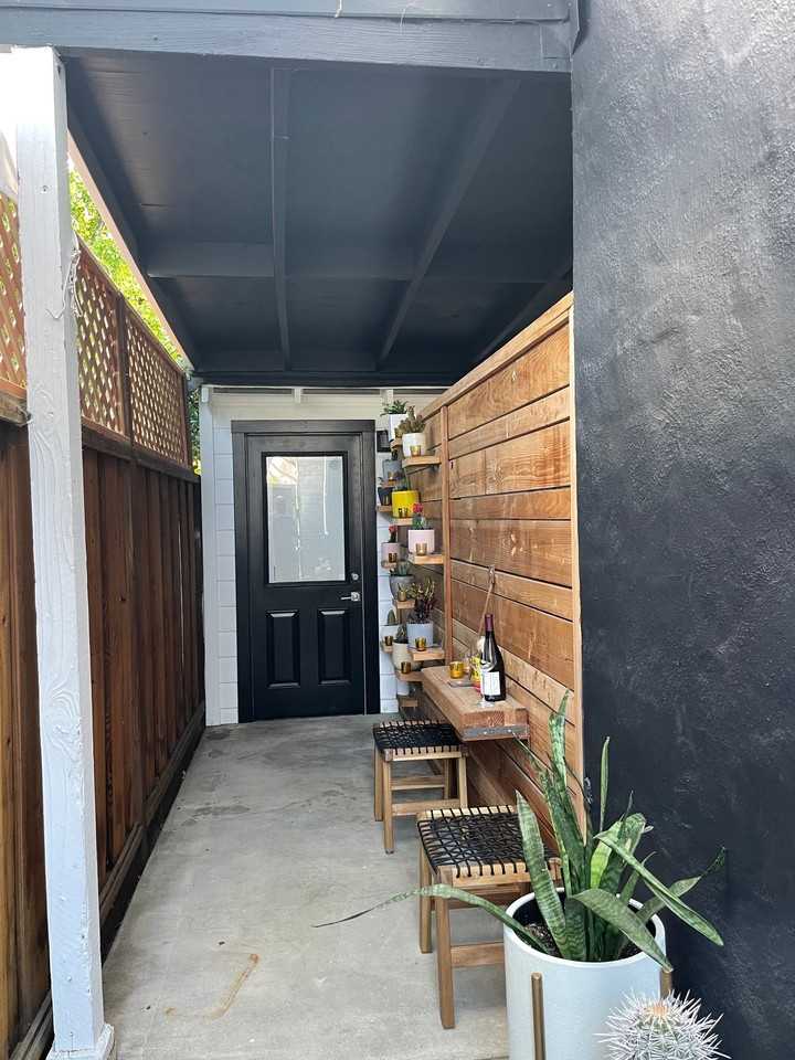 463 Menker Ave - Photo 4 of 17