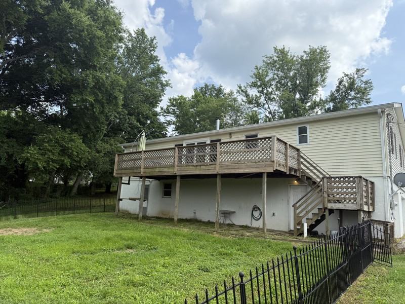 12185 Central Pike - Photo 5 of 16
