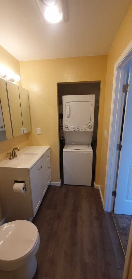 436 Ne Jackson St - Photo 5 of 6