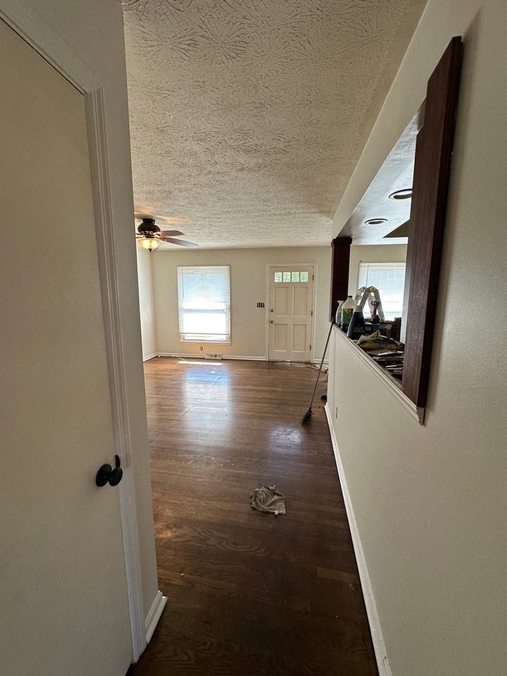1244 Alexandria Dr #B - Photo 5 of 16