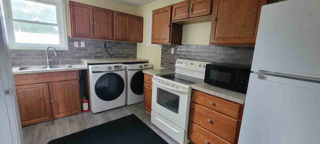 602 Se 7th St #B - Photo 2 of 8