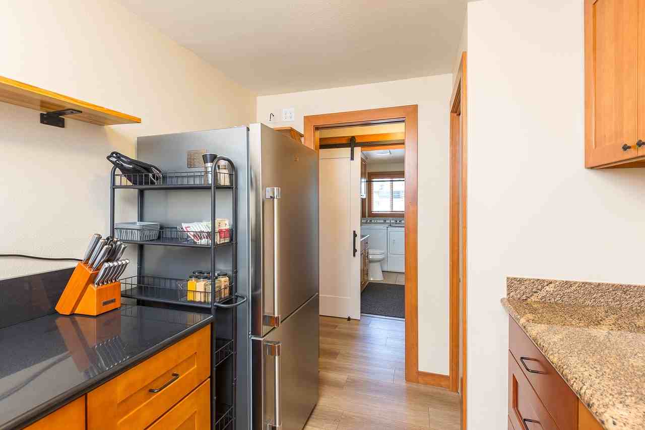218 W Bell St #A - Photo 6 of 11