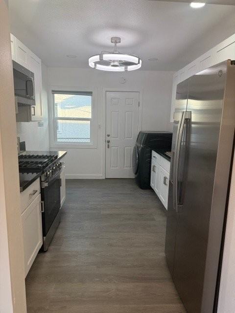 10907 S Burl Ave #A - Photo 3 of 11