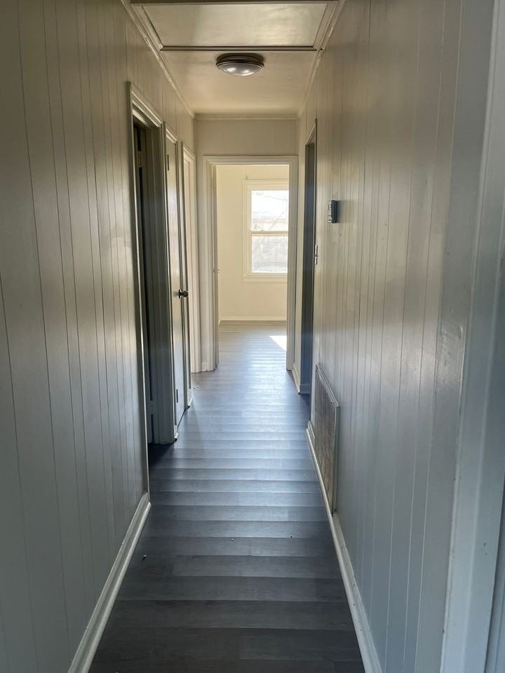 132 Taylor St - Photo 3 of 10