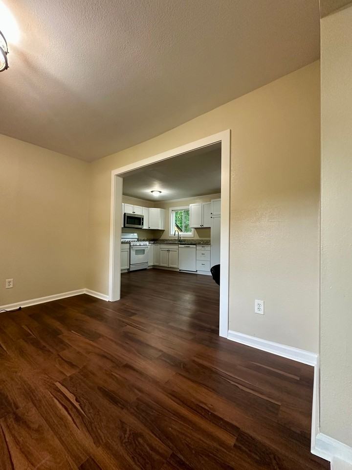 1810 Monroe St #1 - Photo 3 of 19